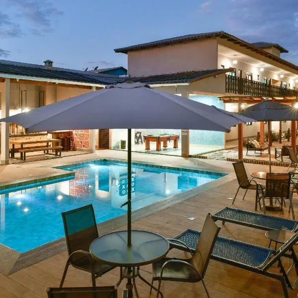 Flat Charme do Cerrado - Até 4 pessoas/Cozinha/Ar Cond./Piscina, khách sạn ở Pirenópolis