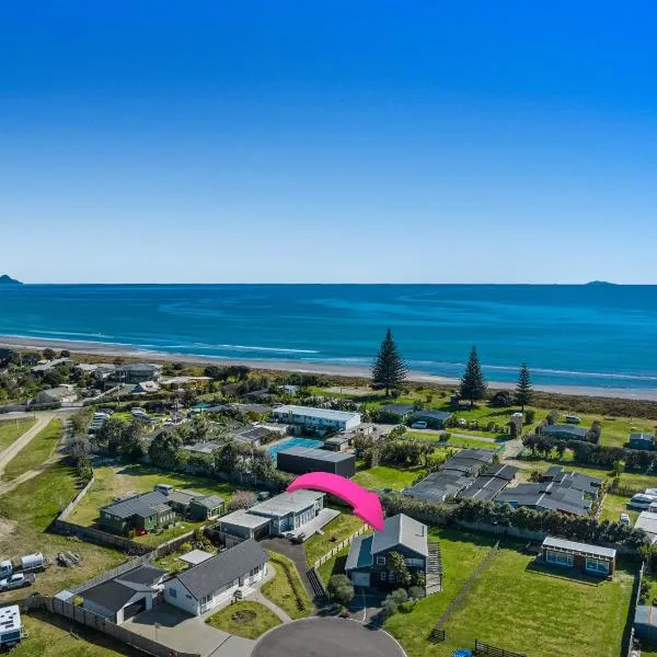 Surf n Sand n Summer Vibes, hotel a Waiotahi