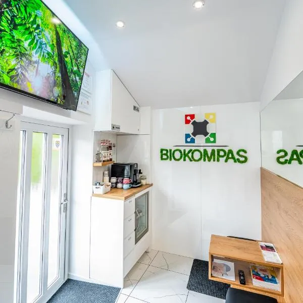 BioKompas SPA Apartment, хотел в Вроцлав