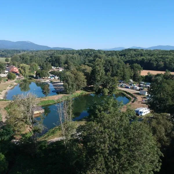 Camping Alsace Les Castors, hotel v destinaci Burnhaupt-le-Haut