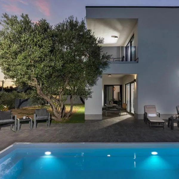Villa Karla Rab, hotel in Rab