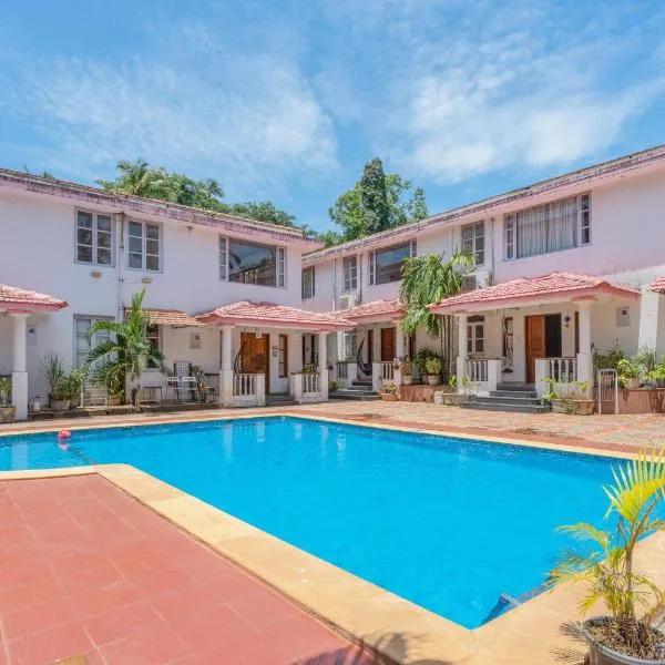 Paradiso Villa -2BHK villa with Pool-Vagator By StayMonkey, hotel di Vagator