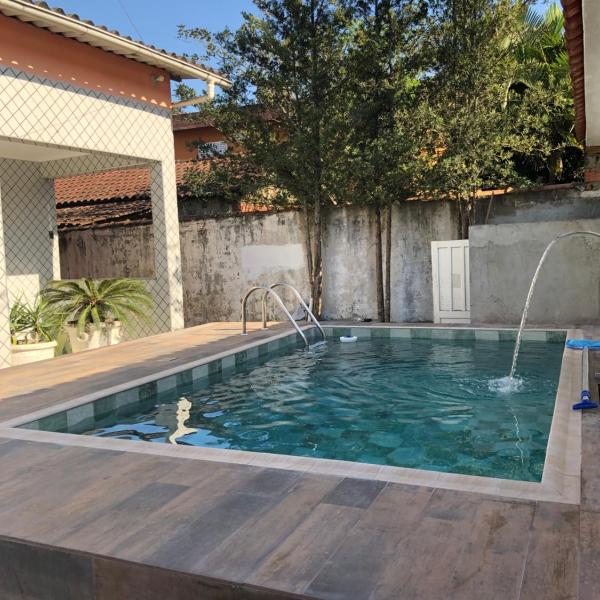 Casa espaçosa com Piscina e Churrasqueira 2 dorm - Foto 4