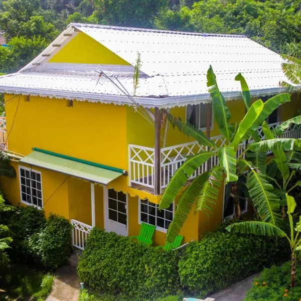 Posada Hostel Adri, hotel v destinaci Providencia