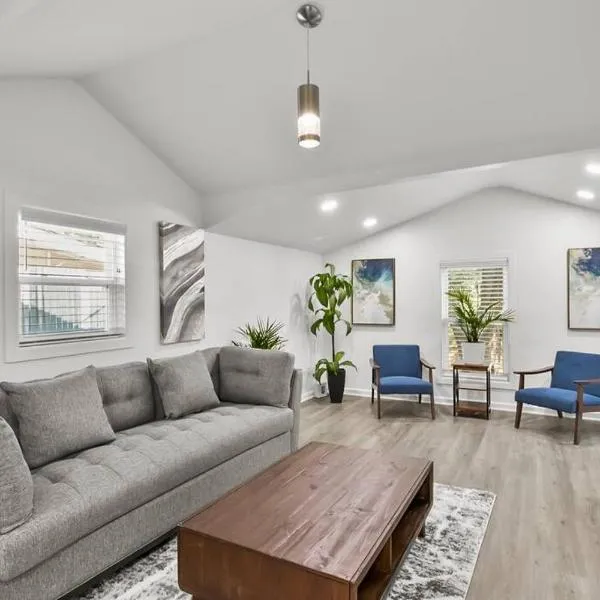4-Bed 2-Bath Pet Friendly Home in Heart of Atlanta, hotel v destinaci Atlanta