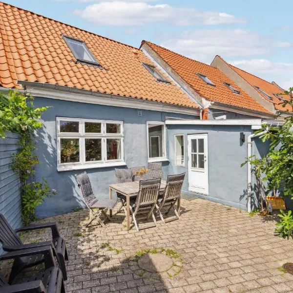 Cozy Home In Assens With Wifi, hotel v destinaci Assens