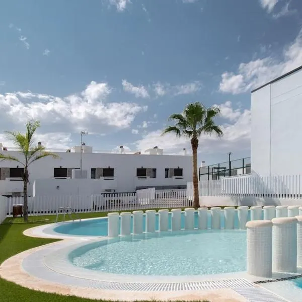 Torrebeach, hotel in Torre de la Horadada