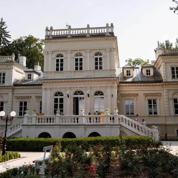 Pałac Chojnata, hotel in Łęczeszyce