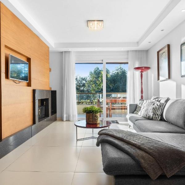 650 metros, Rua Coberta Centro/Villa Verde 403B