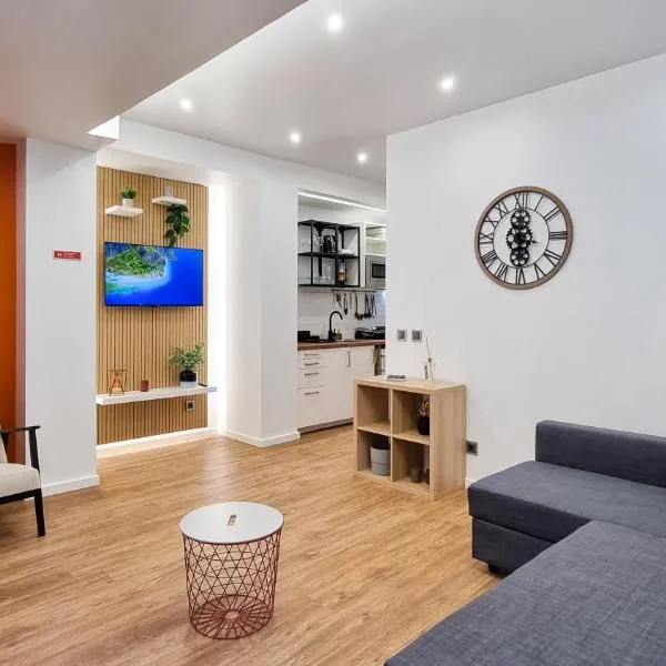 The Jolie - Apartments by the Ocean, hotel in Porto Moniz