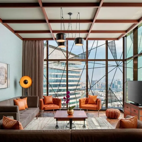 DoubleTree by Hilton Dubai M Square Hotel & Residences, отель в Дубае