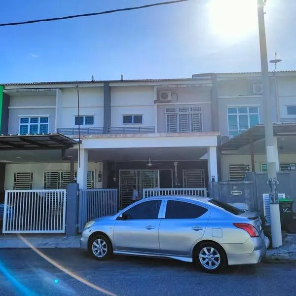 Humaira Homestay Jitra, hotel in Jitra