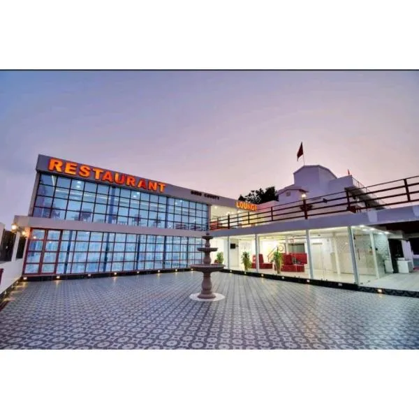 Gods County Hotels & Resorts, hotel v destinaci Tarapith