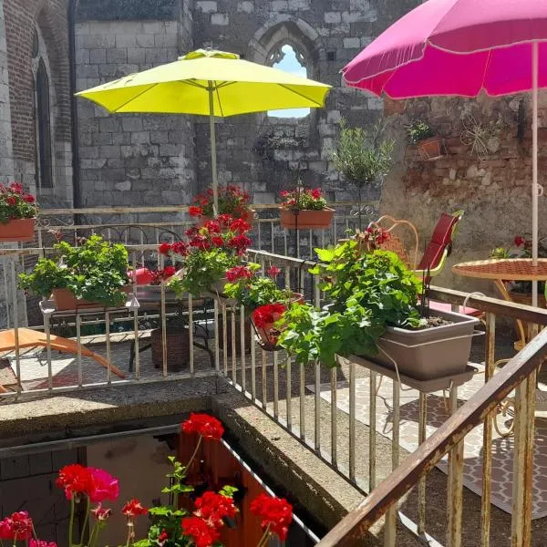 Sur le chemin, hotel v destinaci Auvillar