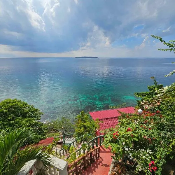 Sandra's holiday house, hotel u gradu Oslob