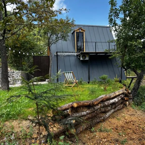 HillSide Cottage-ჰილსაიდ კოტეჯი, hotel v destinaci K'eda