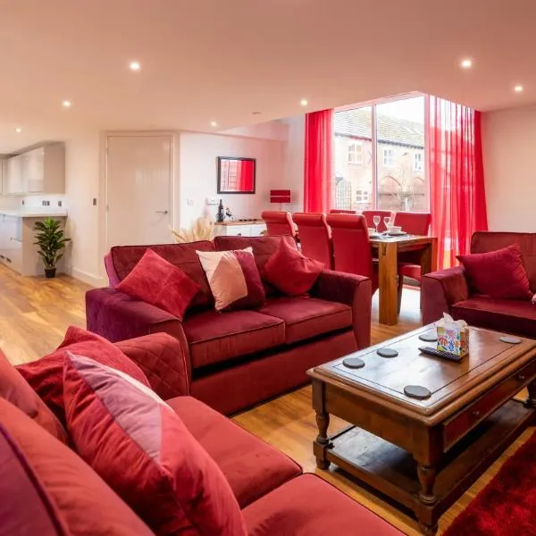 Caer Fedwen Barns Cariad Spacious self catering 3 bed Group Getaway Luxury Cottage with Private Hot Tub, hotel u gradu 'Denbigh'