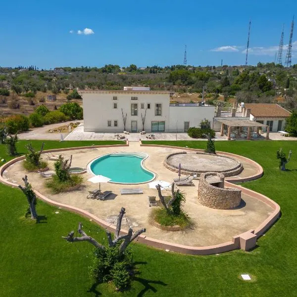 Masseria Sant'Eleuterio, hotel Collepassóban