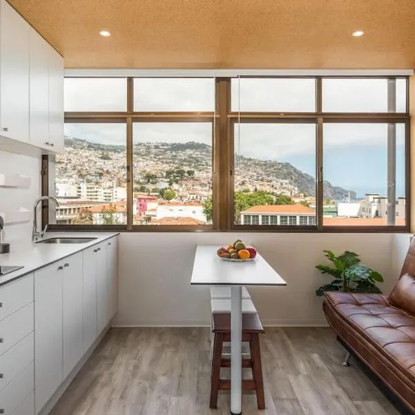 SUPER Central - Cork, hotel in Funchal