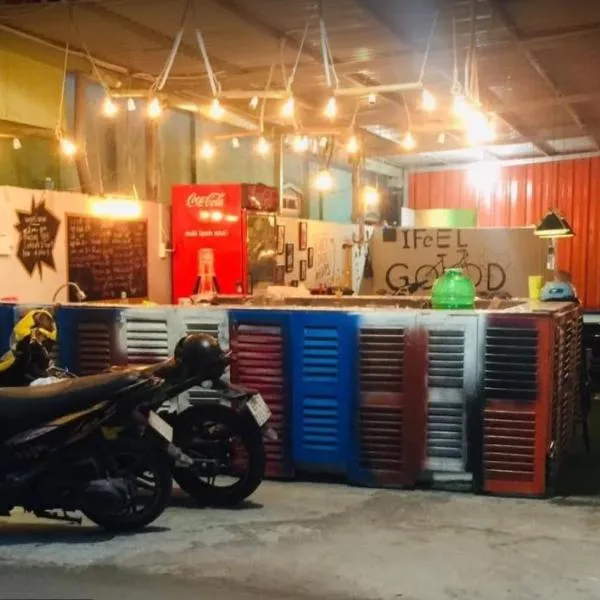 Can Tho Riverside Hostel, hotel v destinaci Bình Thủy