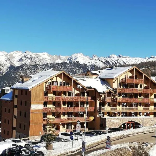 Magnifique T4 pied des pistes, hotel in Risoul