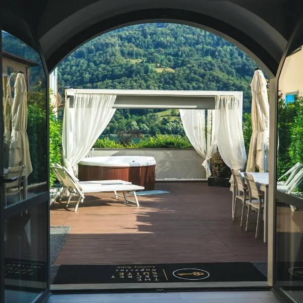 THE SECRET SUITE - SUPERIOR "Lago di Endine", hotel in Ranzanico