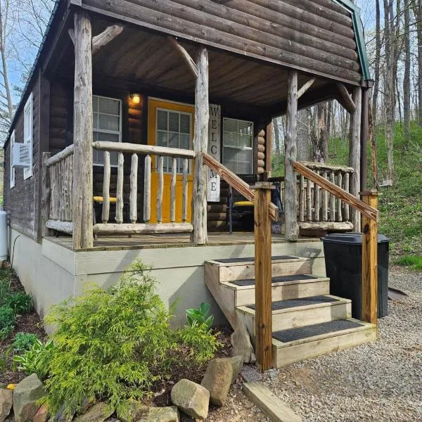 로건에 위치한 호텔 Acorn Cottage at Hocking Vacations