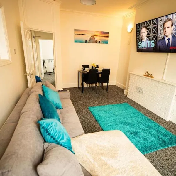 Spacious Sea-View Flat with Easy Invest, hotel in Lowestoft