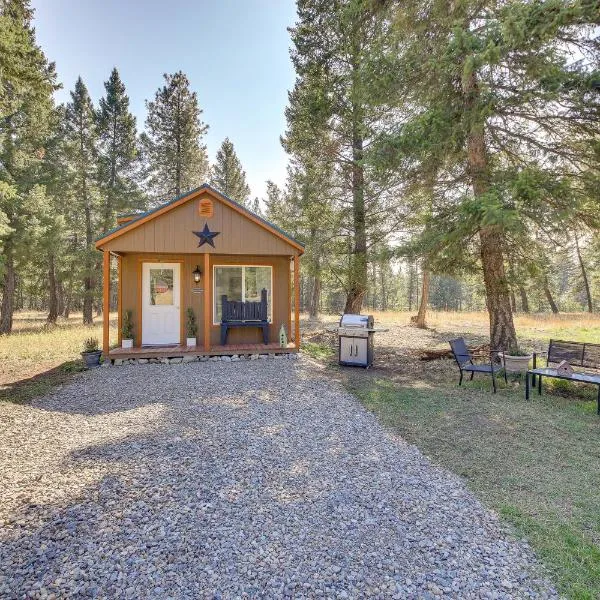 Eureka Vacation Rental Steps to Creek and Fishing!, hotel v destinaci Eureka