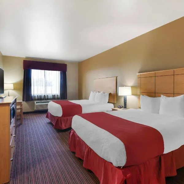 Best Western Golden Prairie Inn and Suites, hotel v Sidney