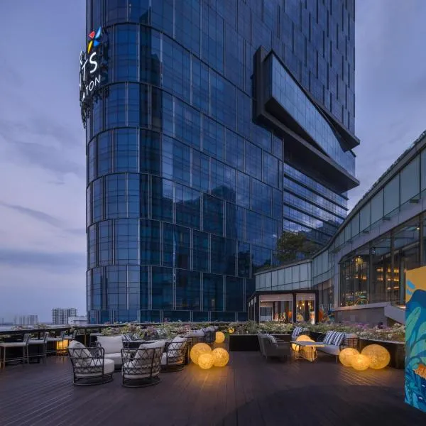 Four Points by Sheraton Surabaya, Pakuwon Indah, hotel u gradu 'Surabaya'