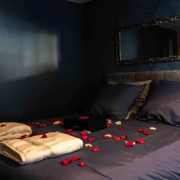Loveroom En Aparté Caen, hotel in Caen