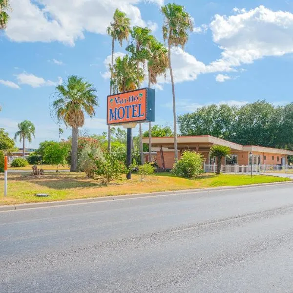 Vali Ho Motel By OYO Weslaco Mercedes, hótel í Weslaco