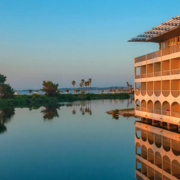 Hotel Club Le Plein Sud Vacances Bleues, hotell i Hyères