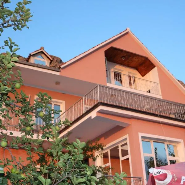 Villa Duka – hotel w mieście Kruja