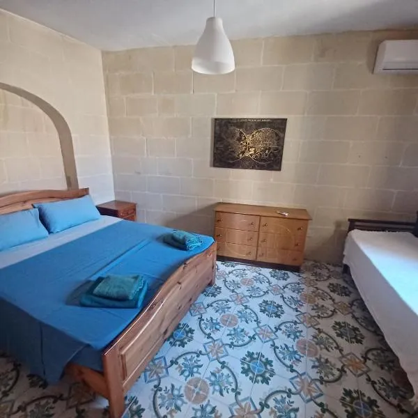 Peace Hevan Farmhouse Zebbug Gozo, hotel v destinácii Żebbuġ