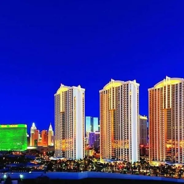 MGM Signature Towers by FantasticStay, hotel u Las Vegasu