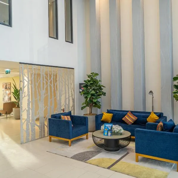 Vali Haven - Cozy Studio Retreat on Yas Island, Near Yas Mall, hotel in Abu Dhabi
