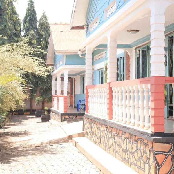 Emmas' Guest House, hotel v destinaci Kampala