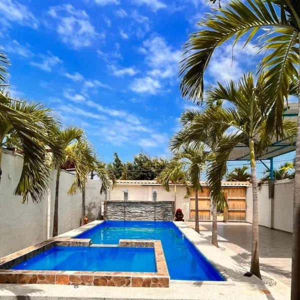Casa Halley #4 con vista al mar y piscina , 2 pisos - Villamil Playas , Data de Villamil, hotel in Posorja