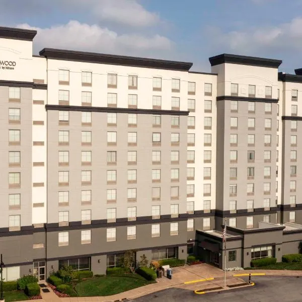 Homewood Suites by Hilton St. Louis - Galleria, מלון בRichmond Heights