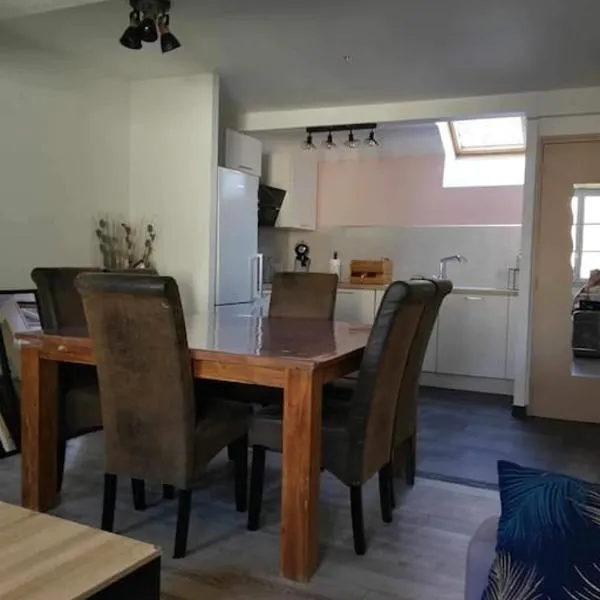 appartement duplex, hotel v destinácii Beaune-la-Rolande
