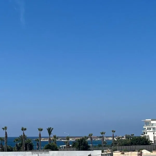 Papho's Mare Apts, hotel v destinaci Paphos City