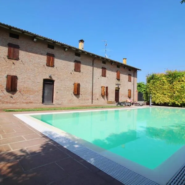 Casolare Fratina, hotel v destinaci Zibello