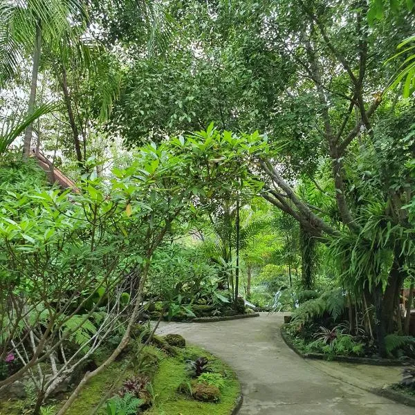 บ้านสวนภูรจิตร Baansuanphurajit, hotel v destinaci Ban Nong Pa Kha