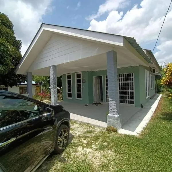 Rafi homestay chenderong balai, hotel v destinaci Kampong Chenderong Balai