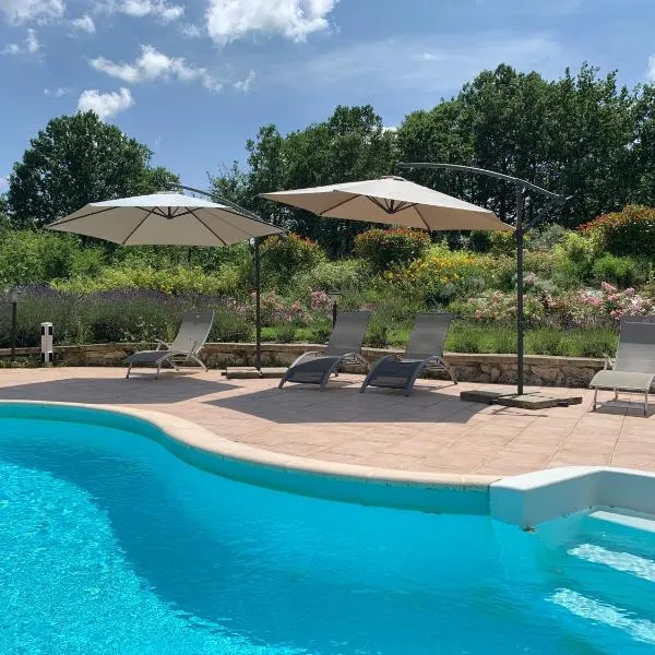 Gîte Bois et Senteurs, hotel v destinaci Lafrançaise