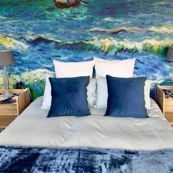 Vincent - Artistic Luxury Suite, hotel in Mossel Bay