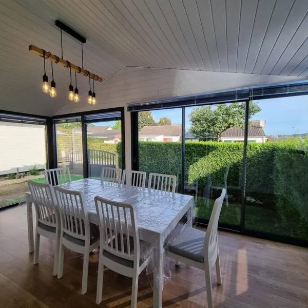 Chalet 6 pers à 10km de Cabourg, hotel v destinaci Dozulé