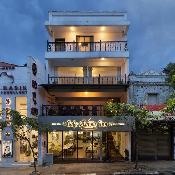 Cafe Aroma Inn, hotel in Kandy